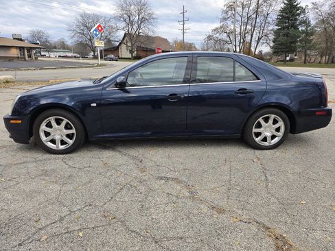 Used 2005 Cadillac STS V8 w/ Preferred Equipment Group image 4