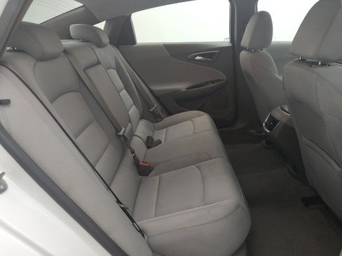 Used 2024 Chevrolet Malibu LT image 19