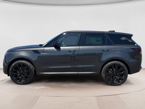 New 2026 Land Rover Range Rover Sport SE AWD/4WD image 2