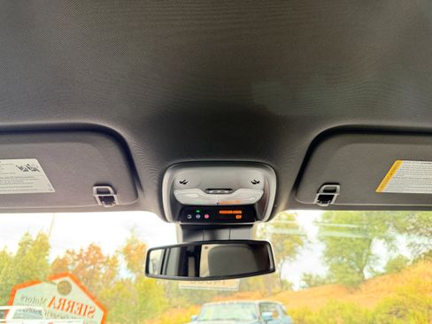 New 2026 GMC Canyon Elevation w/ Convenience Package image 18