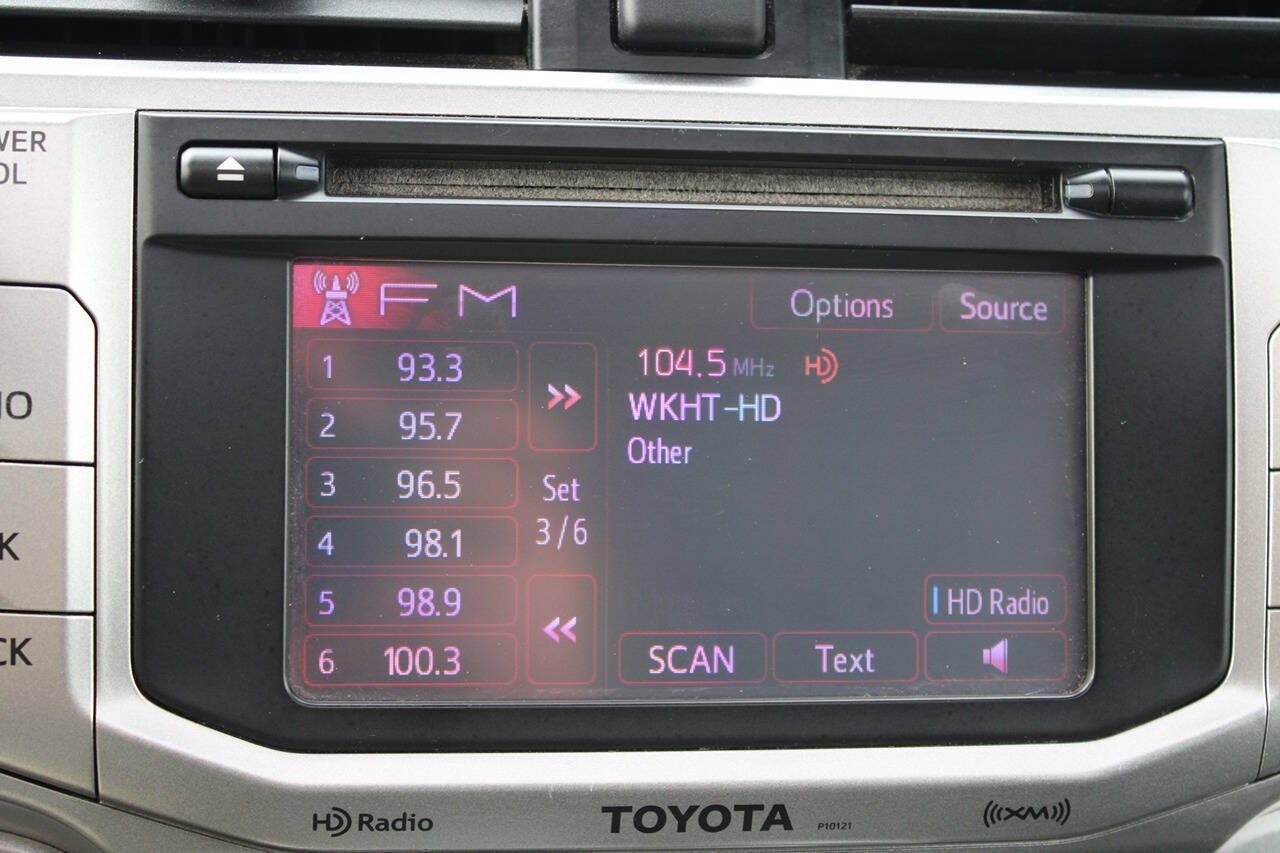 Used 2013 Toyota 4Runner Limited AWD/4WD image 31