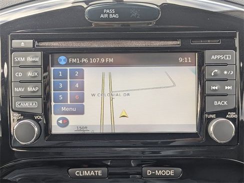 Used 2015 Nissan Juke SL image 25