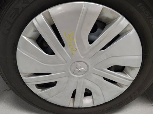 Used 2024 Mitsubishi Mirage ES FWD image 31