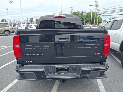 Used 2021 Chevrolet Colorado Z71 AWD/4WD image 5