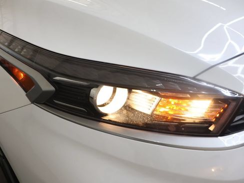 Used 2024 Kia Forte LXS w/ LXS Technology Package FWD image 28
