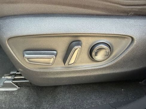 Used 2024 Toyota RAV4 XLE image 25