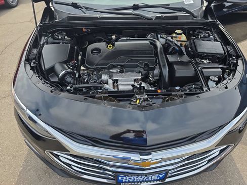 Used 2022 Chevrolet Malibu LT FWD image 19