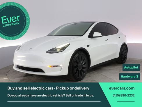 Used 2022 Tesla Model Y Performance image 1