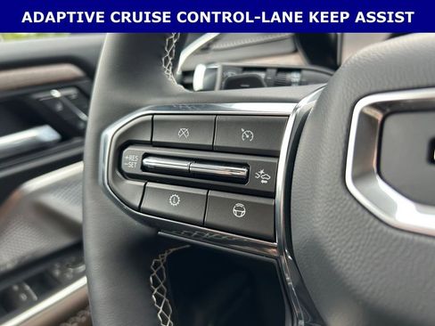 New 2026 GMC Acadia Denali Ultimate FWD image 17