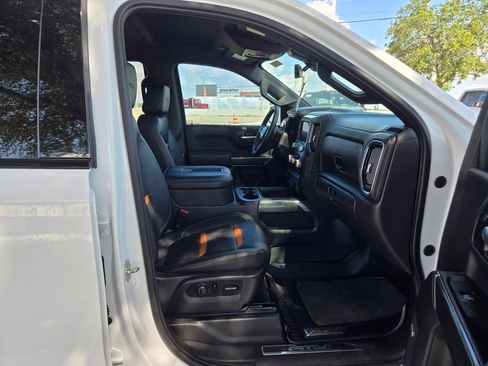 Used 2021 GMC Sierra 1500 AT4 w/ AT4 Value Package AWD/4WD image 23
