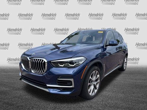 Used 2022 BMW X5 sDrive40i w/ Premium Package RWD image 2