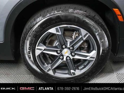 Certified 2025 Chevrolet Blazer LT FWD image 35