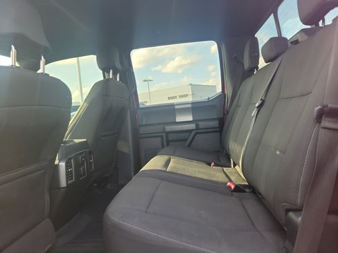 Used 2016 Ford F150 XLT w/ Equipment Group 302A Luxury image 12