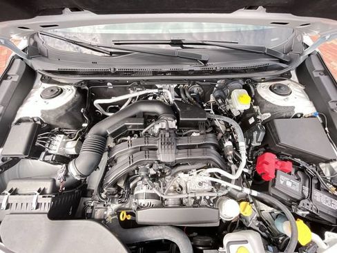 Used 2025 Subaru Outback Touring AWD/4WD image 24