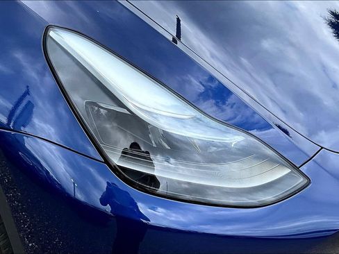 Used 2023 Tesla Model Y Long Range AWD/4WD image 24