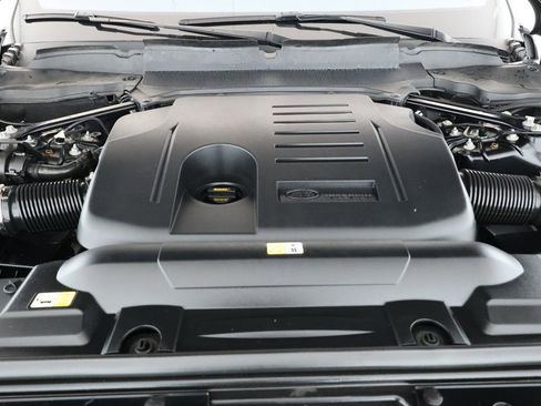 Used 2022 Land Rover Range Rover Westminster Edition image 25