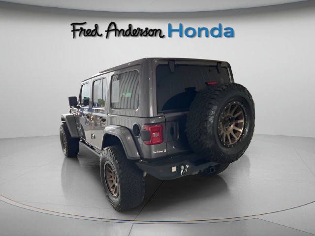 Used 2018 Jeep Wrangler Unlimited Sahara AWD/4WD image 7