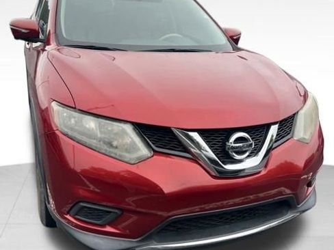 Used 2015 Nissan Rogue SV w/ SV Premium Package FWD image 4