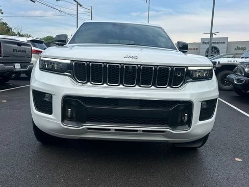 Used 2023 Jeep Grand Cherokee Overland w/ Adv Protech Group III AWD/4WD image 22