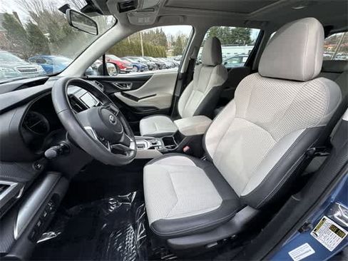 Certified 2023 Subaru Forester Premium image 17