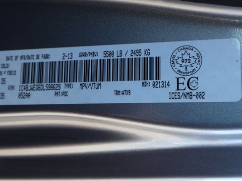 Used 2013 Jeep Wrangler Unlimited Sahara w/ Dual Top Group image 47