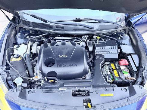 Used 2018 Nissan Maxima 3.5 SV image 33