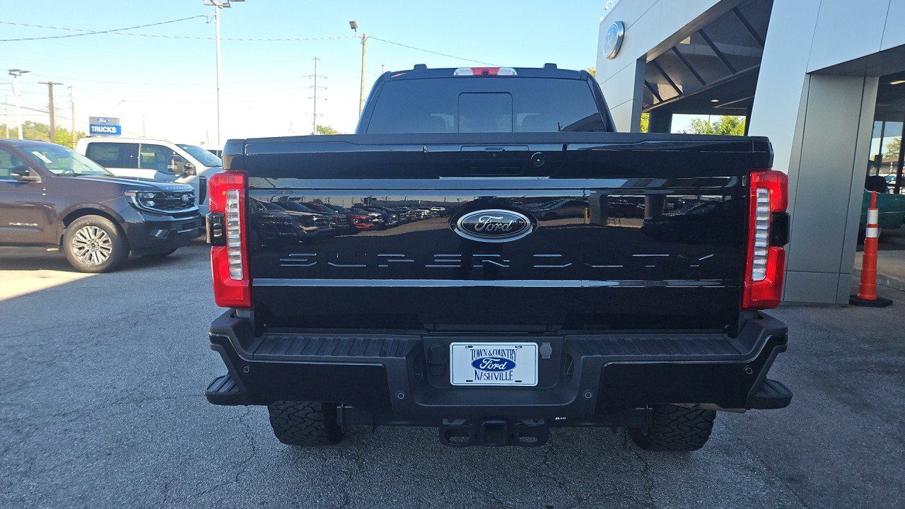 Used 2024 Ford F250 Lariat w/ Lariat Ultimate Package AWD/4WD image 4