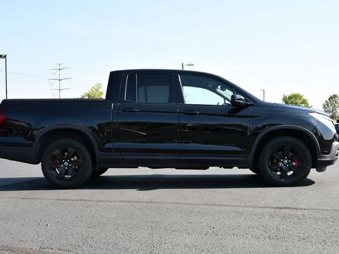 Used 2017 Honda Ridgeline Black Edition image 8