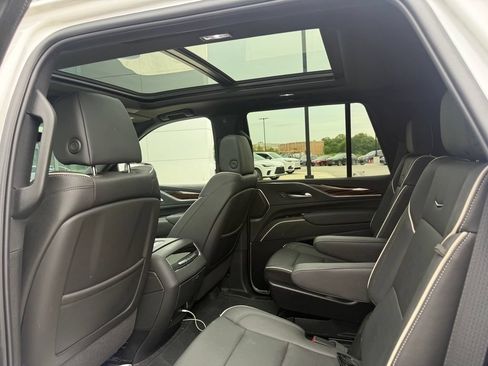Used 2024 Cadillac Escalade Premium Luxury w/ LPO, Floor Liner Package AWD/4WD image 14