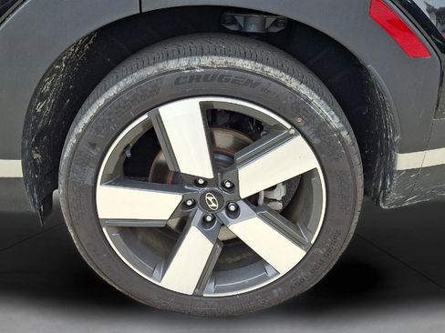 Used 2025 Hyundai Santa Fe Limited AWD/4WD image 34