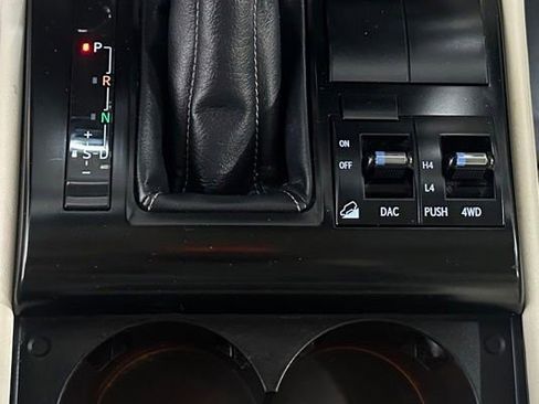 Used 2021 Lexus GX 460 Premium w/ Premium Package AWD/4WD image 18