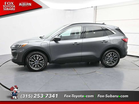 Used 2022 Ford Escape SEL w/ Technology Package FWD image 15