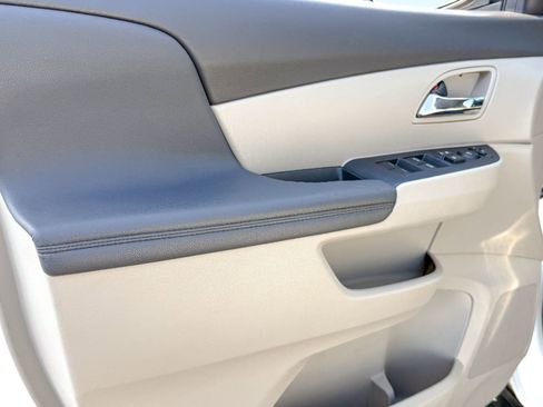Used 2015 Honda Odyssey EX-L image 15
