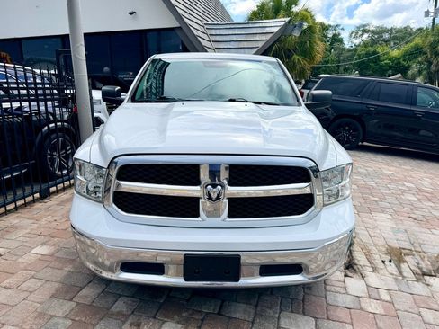 Used 2019 RAM 1500 Tradesman w/ Chrome Appearance Group RWD image 4