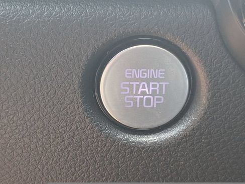 Certified 2026 Kia Carnival SX Prestige FWD image 28