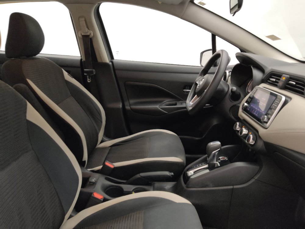 Used 2020 Nissan Versa SV FWD image 21