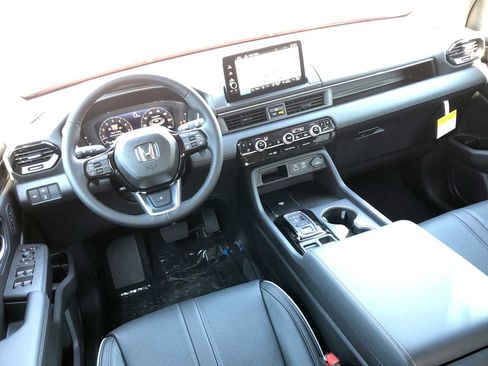 New 2025 Honda Pilot Elite image 23