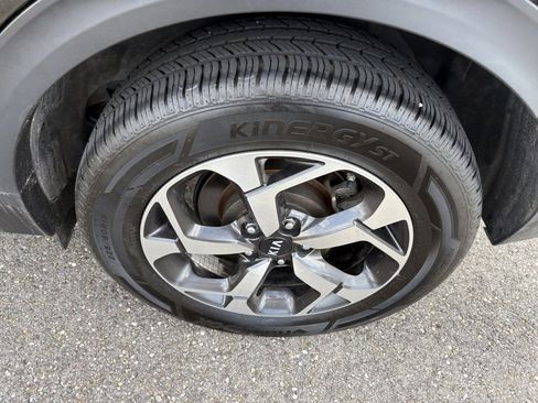 Used 2021 Kia Sportage LX image 13