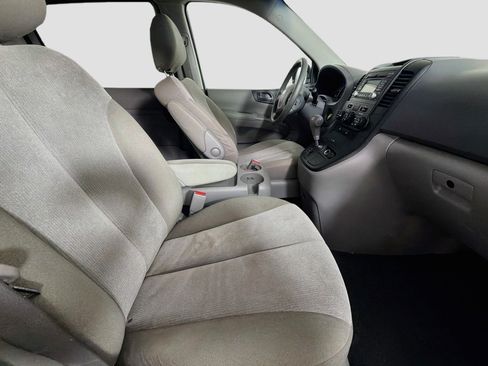 Used 2012 Kia Sedona LX w/ PWR Pkg FWD image 28