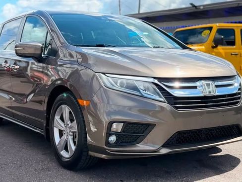 Used 2018 Honda Odyssey EX-L image 3