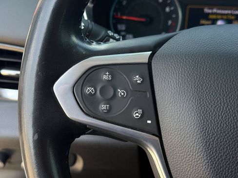 Used 2021 Chevrolet Traverse RS AWD/4WD image 19