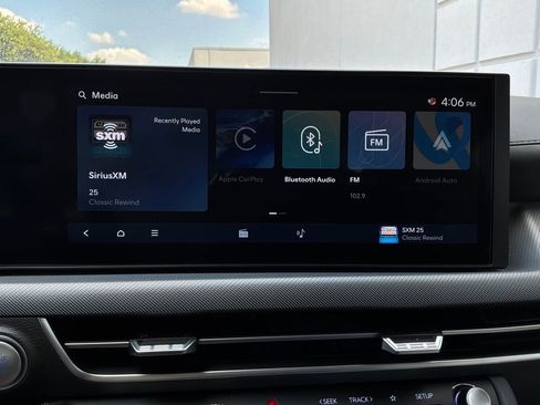 Used 2025 Hyundai Sonata SEL FWD image 31