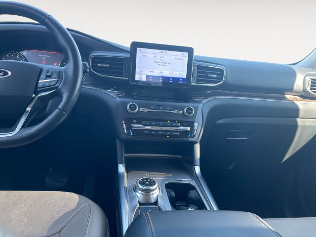 Used 2020 Ford Explorer Limited AWD/4WD image 11