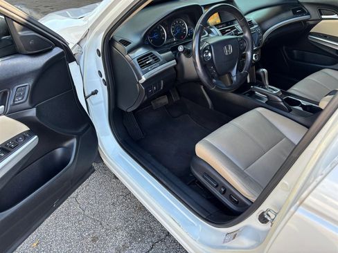 Used 2013 Honda Crosstour EX-L image 9