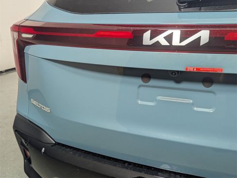 New 2026 Kia Seltos SX image 8
