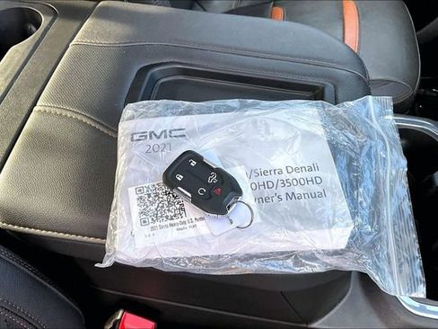 Certified 2021 GMC Sierra 2500 AT4 w/ AT4 Preferred Package image 10