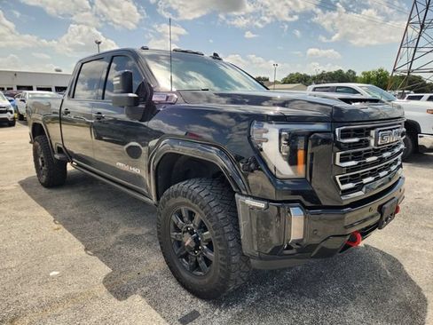 Used 2024 GMC Sierra 2500 AT4 w/ AT4 Premium Plus Package AWD/4WD image 1
