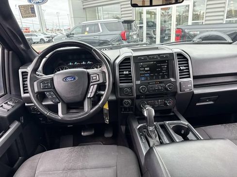 Used 2018 Ford F150 XLT w/ Equipment Group 302A Luxury AWD/4WD image 16