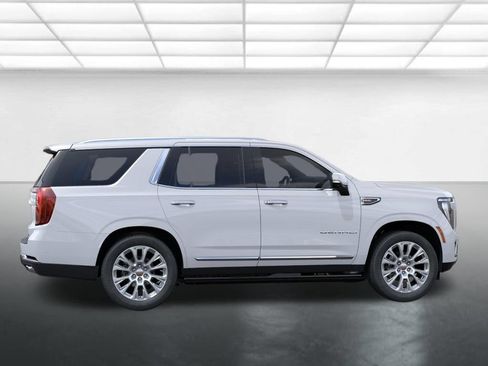 New 2026 GMC Yukon Denali w/ Denali Reserve Package AWD/4WD image 5