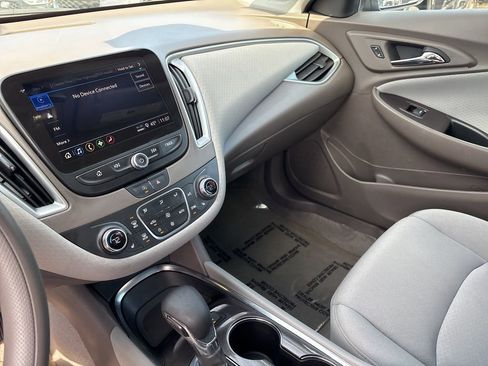 Used 2024 Chevrolet Malibu LT FWD image 20